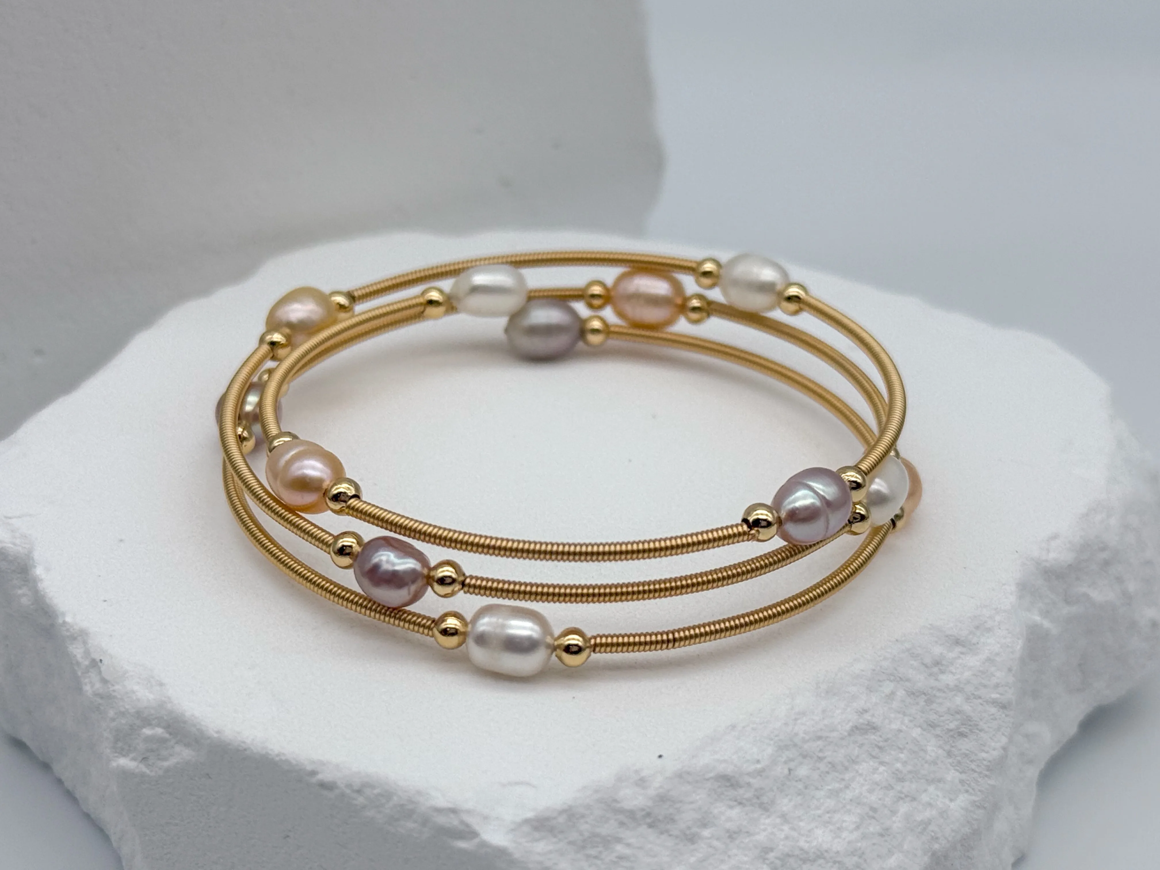4-5mm White and Pink/Purple Freshwater Pearl Bangle