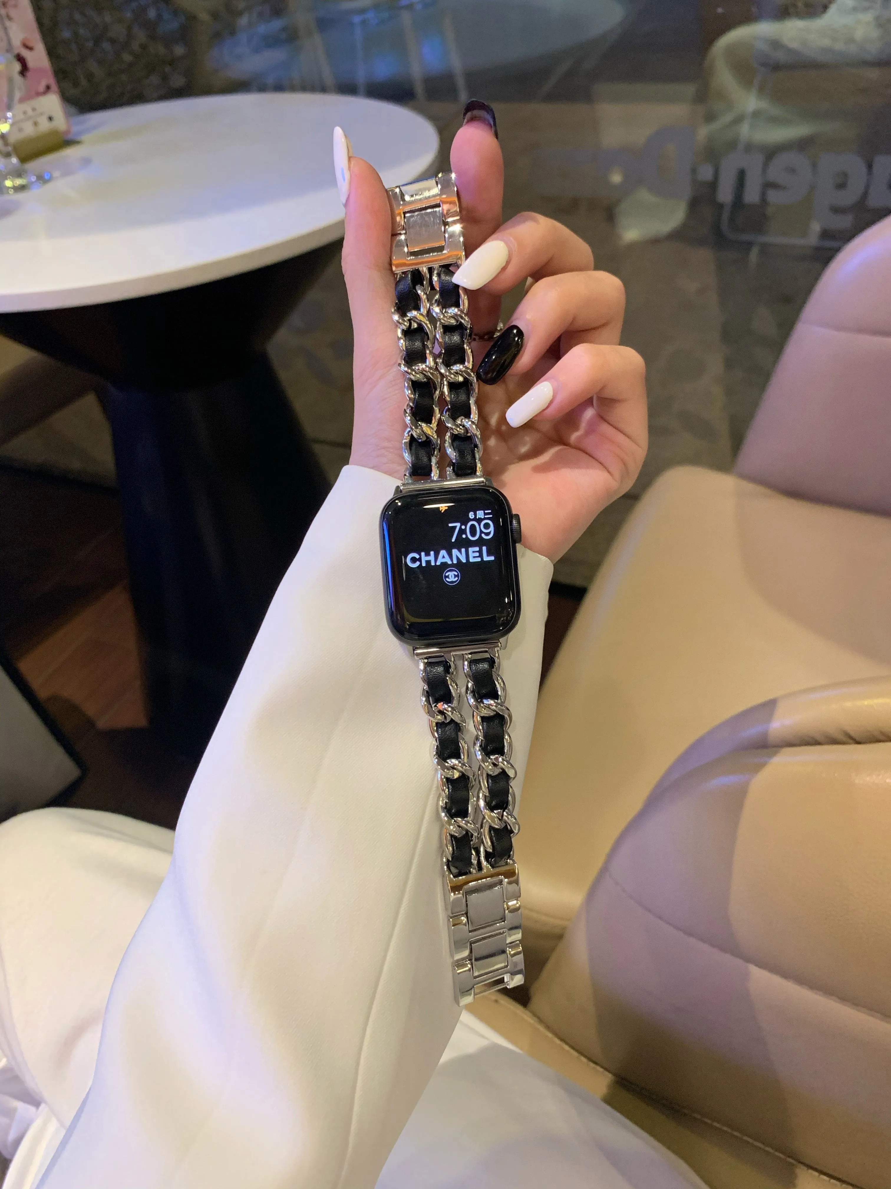 Chain Apple Watch Band, Gold IWatch Band Chain, 38mm 40mm 42mm 44mm, Luxury Women Metal Bracelet, Apple Watch Strap Replacement Band