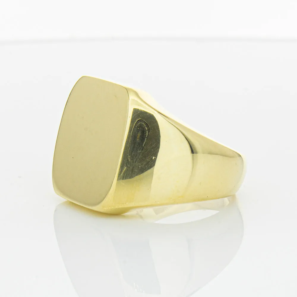 Deja Vu 18ct Yellow Gold Signet Ring