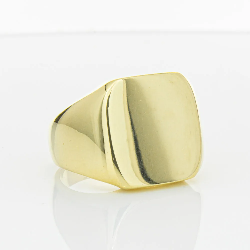 Deja Vu 18ct Yellow Gold Signet Ring