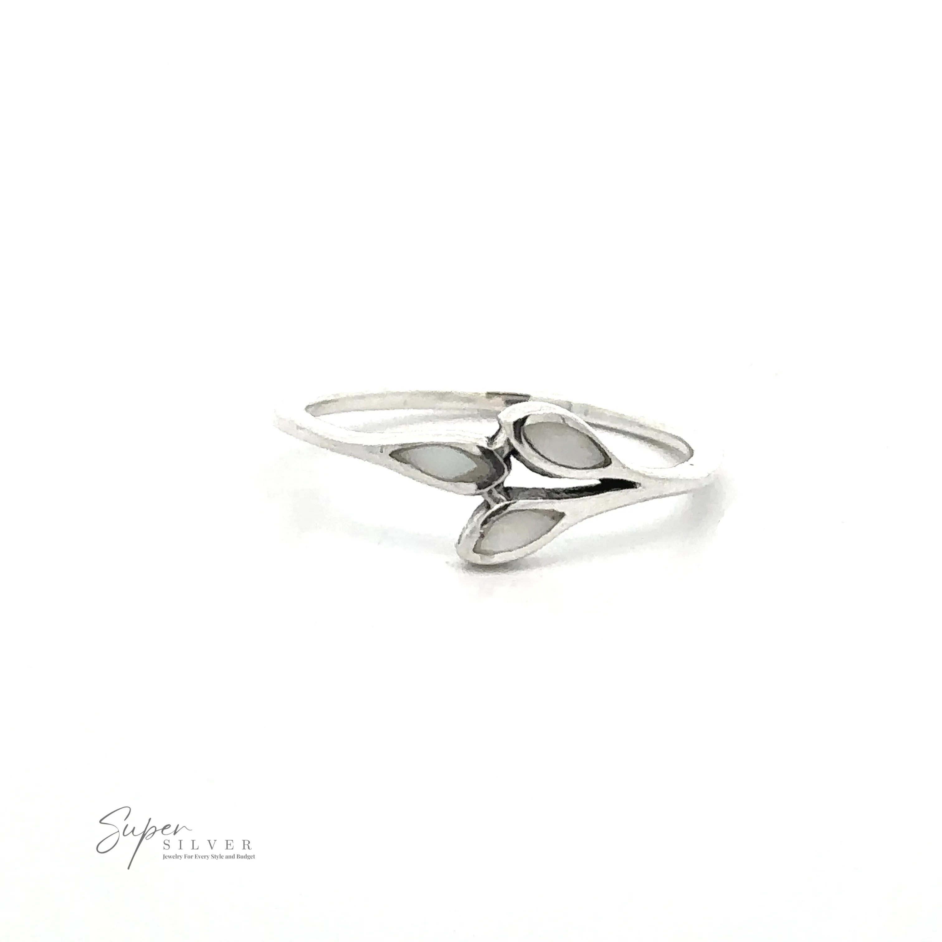 Tiny Leaves Ring with Inlaid Stones